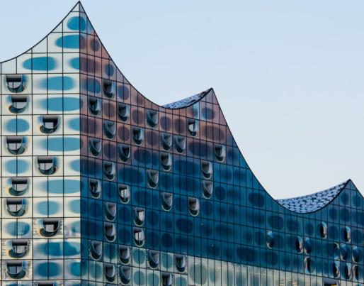 elbphilharmonie hamburg glass facade