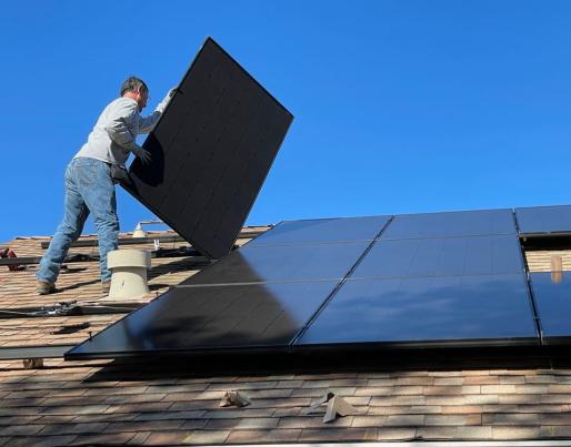 installation photovoltaics house roof