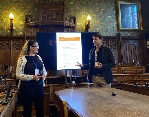 Two people during an explanation