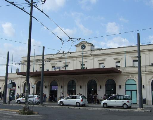Lecce station