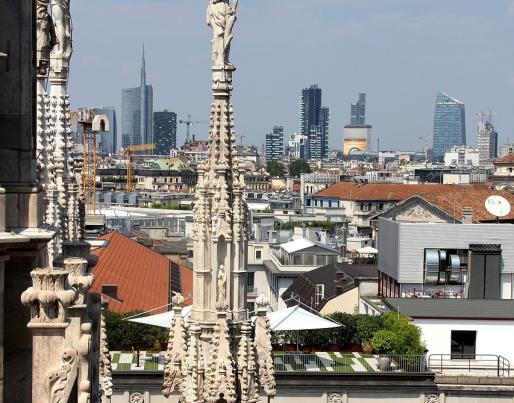 Vista di Milano dalla cima del Duomo