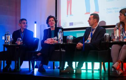 Participants to MiniStor's final event policy panel in a round table format | Julio Cesar Garza