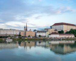 linz austrian city river donau