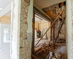building renovation walls material