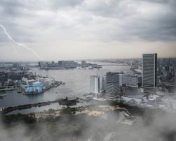 Thunderstorm hitting city