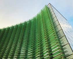 A tall building in Tokio