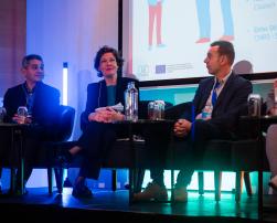 Participants to MiniStor's final event policy panel in a round table format | Julio Cesar Garza